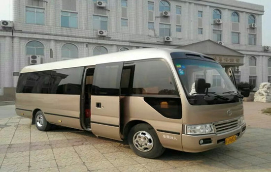 16-19座金龍小巴